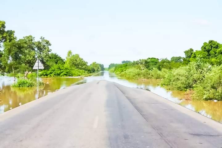 Inondations de la RN1, circulation interdite la nuit au niveau du pont de Heredougou, 29 août 2024