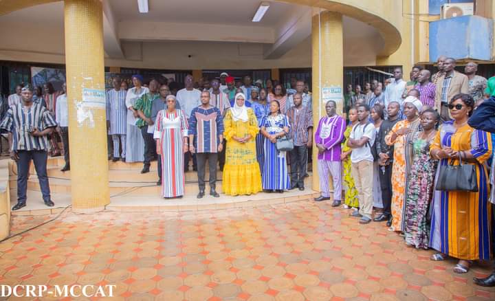 Montée des couleurs en langue Bwamou à l'hôtel administratif à Ouagadougou, 7 octobre 2024