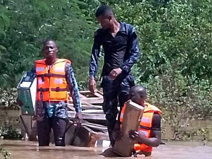 Sauvetage d'un automobilistes au niveau du pont de Heredougou par un Gendarme, MDC Ganaba Bowend-somdé, 9 octobre 2024