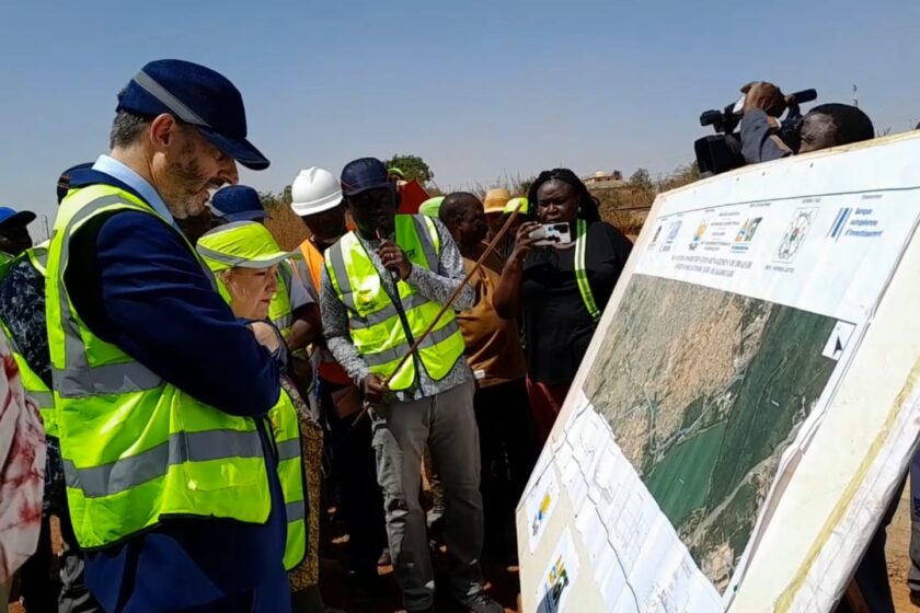 Visite de la délégation de l'UE avec le PDS de Ouaga sur le chantier du canal de Tanghin, 06 novembre 2024