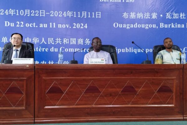 Présidium cérémonie de fin de formation des agents du ministère en charge de l'Agriculture à la technologie Juncao, 11 novembre 2024 à Ouaga