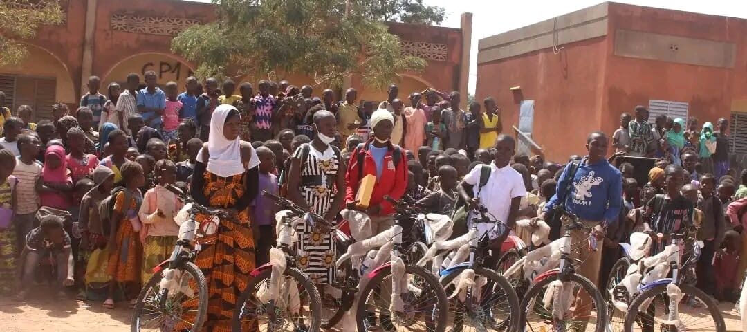 Cérémonie de distinction des meilleurs élèves et enseignants de l'Arrondissement de Ouaga, 20 novembre 2024