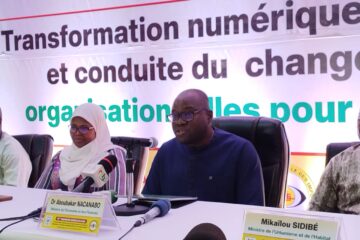 La cérémonie d'ouverture de la 13ème conférence annuelle de la Direction générale des impôts (DGI) au Burkina Faso, 21 novembre 2024