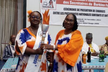 Cérémonie de passation de charges de la présidente nationale de l'Association professionnelle des secrétaires du Burkina Faso (APSB), 16 novembre 2024